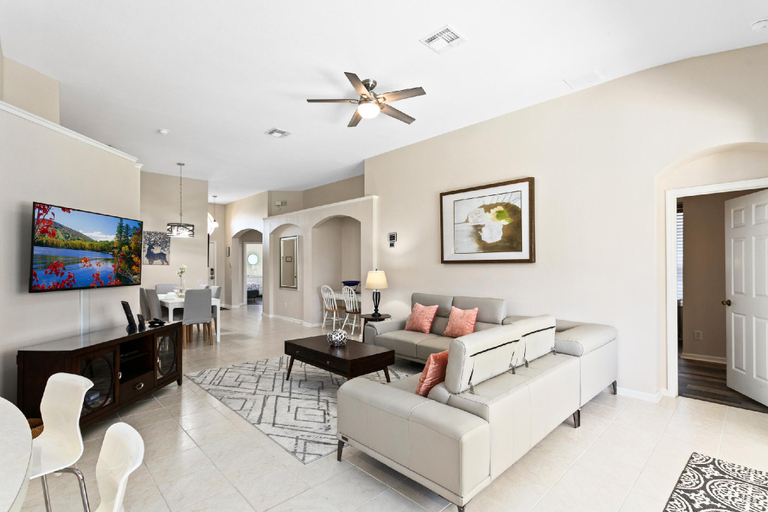 2, South Facing Pool 4 Bedroom 3 Bath Villa villa, Osceola