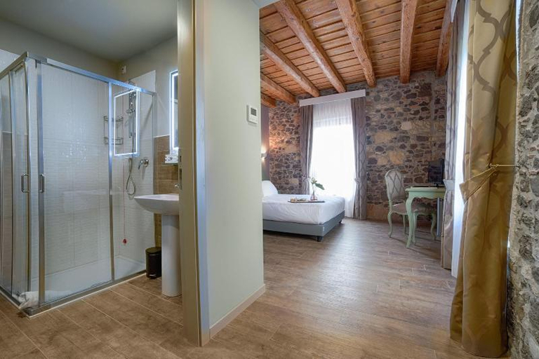 Bedroom 3, Fracanzana Hotel, Vicenza