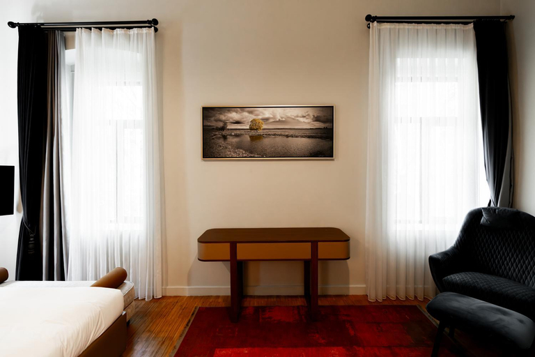 Others 5, DeCamondo Residence, Beyoğlu