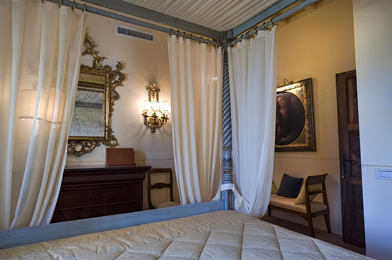Bedroom 4, Relais Tenuta del Gallo, Terni