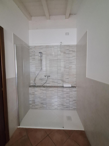 Others 2, Bed & Breakfast Torrechiara, Parma