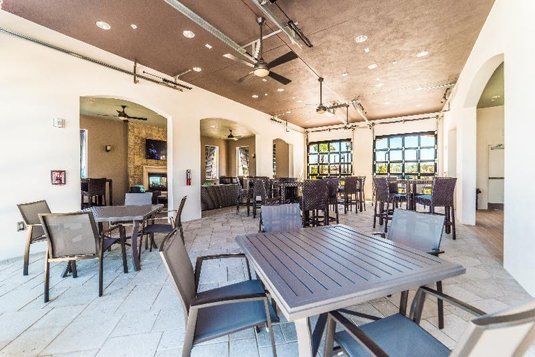 Restaurant, Windsor at Westside Resort Homes, Osceola