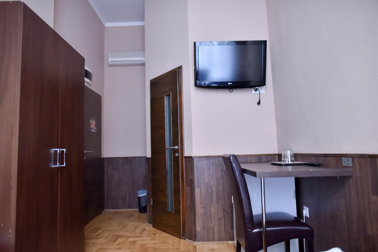 Bedroom 4, Corvin Point Rooms and Apartments, Budapesti