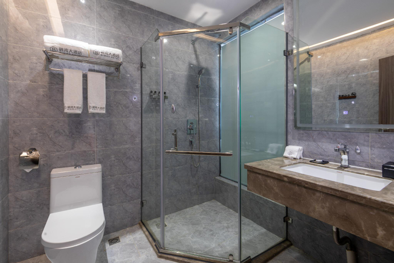 Bathroom 5, Biwan Hotel, Zhuhai