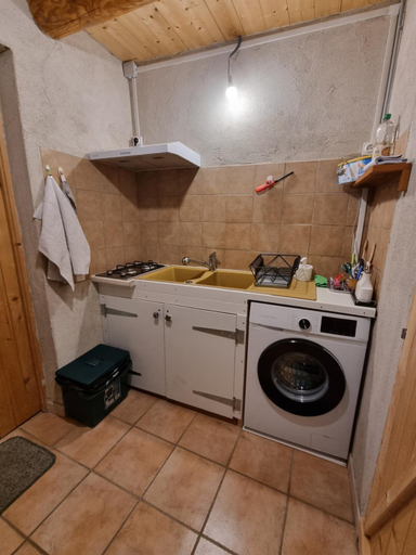 Others 3, Bienvenue chez Bernard, Haute-Loire