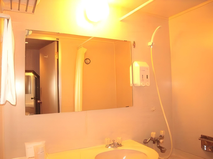 Bathroom, Urban Hotel Kajimachi, Kitakyūshū