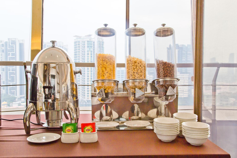 Food & Drinks 4, LN Residence Changdi-Canton Fair Free Shuttle Bus, Guangzhou