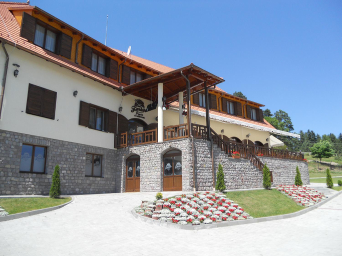 Exterior & Views 1, Farkas Panzio, Carta