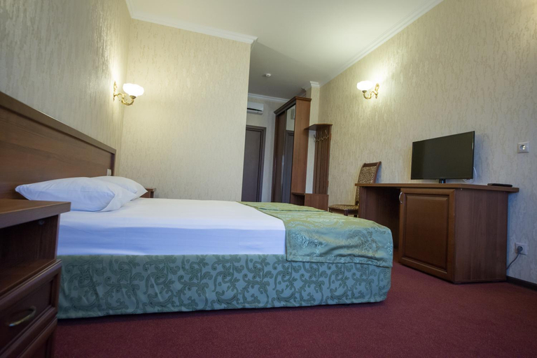 Others 5, Avrora Hotel, Krasnodar gorsovet