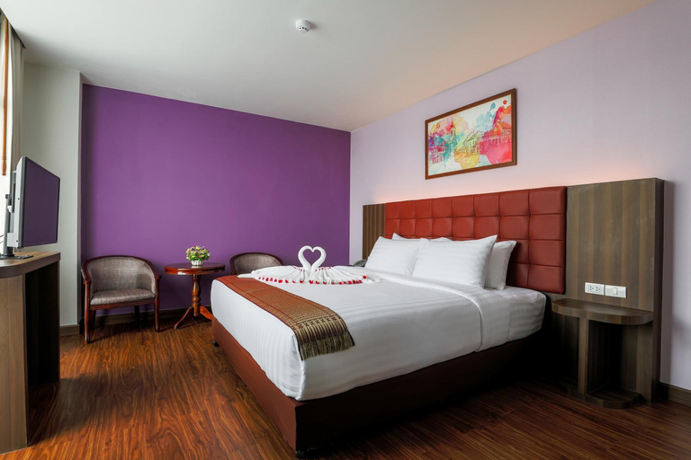 Bedroom 2, Grand Pink Hotel, Hat Yai