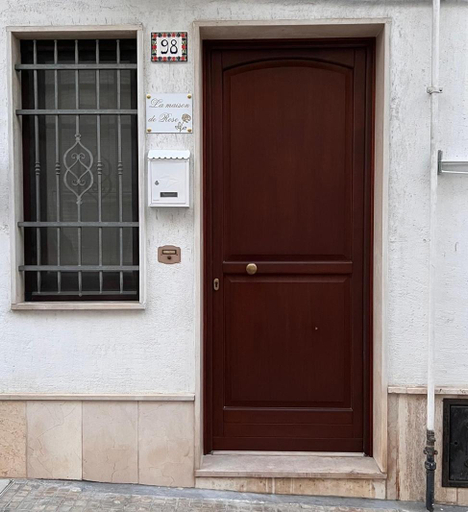 Others 4, La maison de Rose, Brindisi