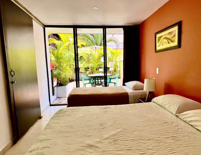 Bedroom 4, Casa Kiwi Hostel, Medellín
