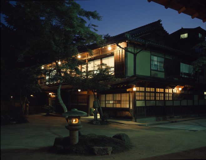 Exterior & Views 1, Iwaso Ryokan, Hatsukaichi