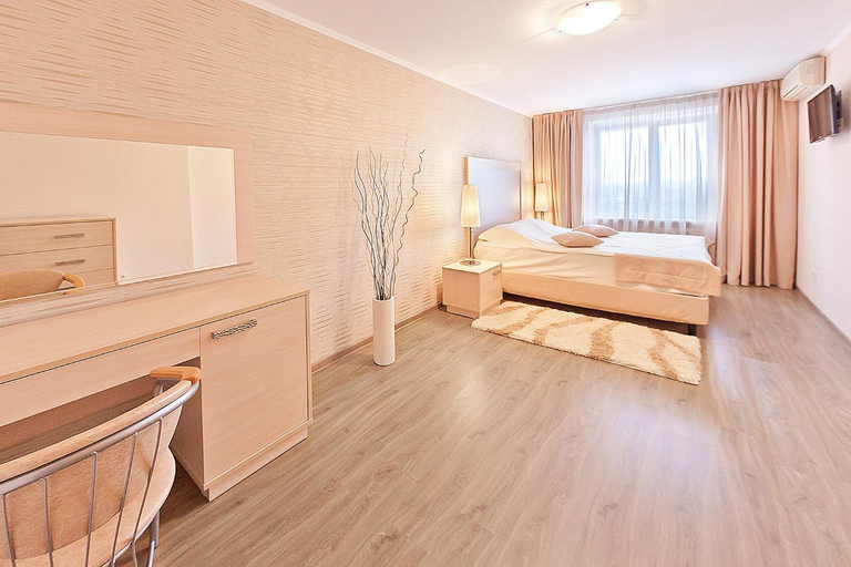 Others 5, Moskva Hotel, Krasnodar gorsovet