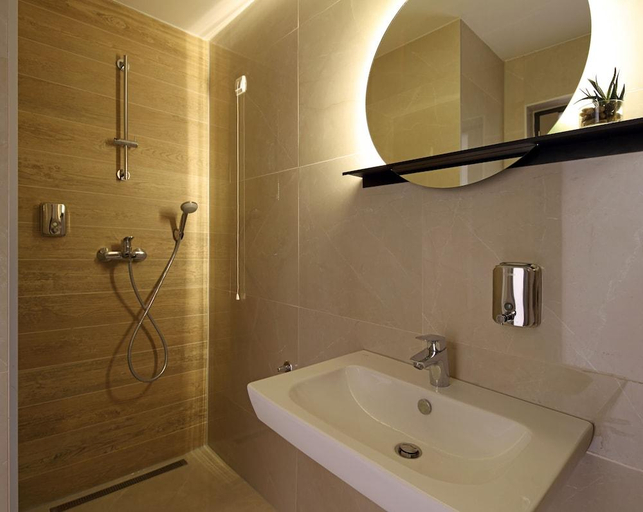 Bathroom 4, Hotel Koncept Residence, Sarajevo