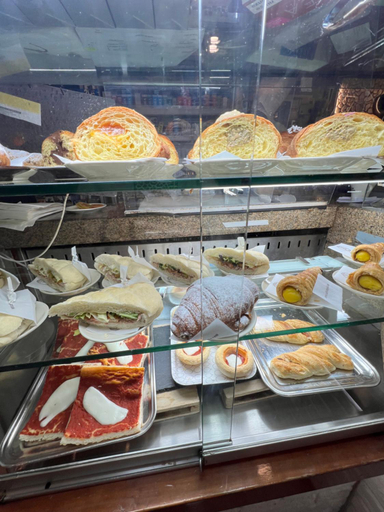Food & Drinks 3, casadiviaappia, Bologna