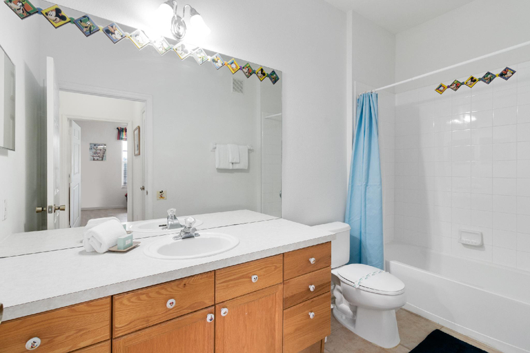 5, Amazing Resort 2 bed condo close to Disney, Osceola