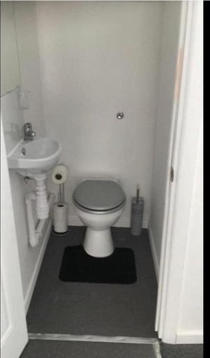 Bathroom 3, High Point Dundee, Dundee