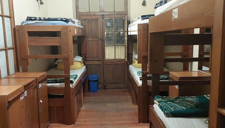 Others 5, BB&B Hostel, Pedro Domingo Murillo