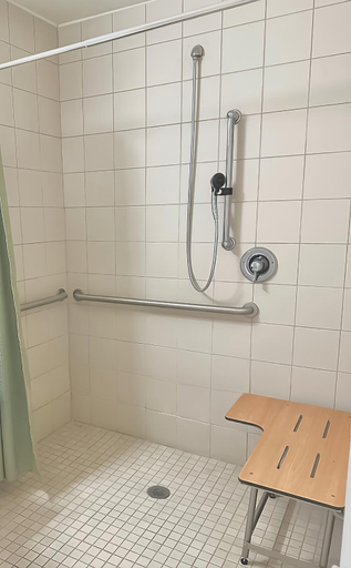 Bathroom 5, Studio City Suites, A Travelodge By Wyndham, Bowie