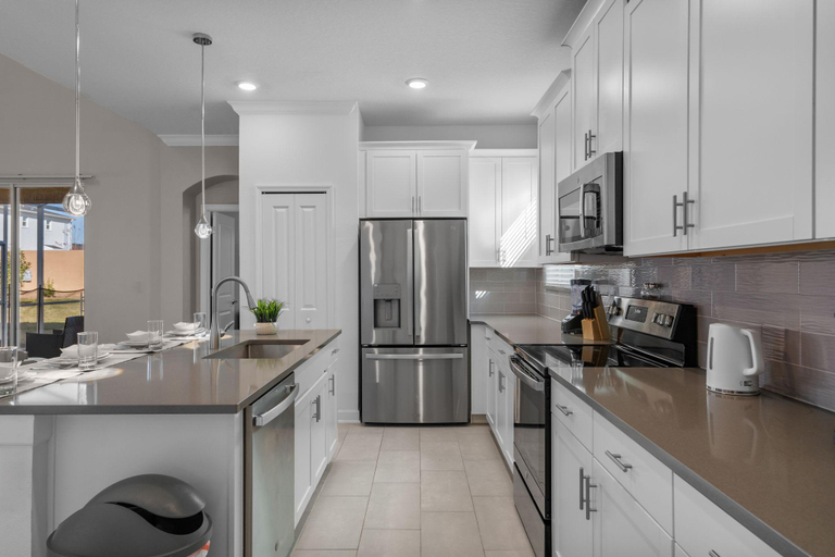 5, Stylish 5BR Home With Themed Bedrooms, Osceola