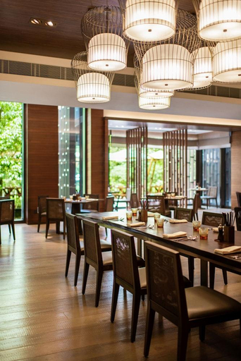Food & Drinks 5, New World Qingyuan, Qingyuan