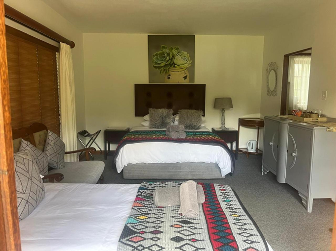 Bedroom, Aan de Bergen, Overberg