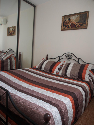 Others 2, Yuzhny Platan, Gelendzhik gorsovet