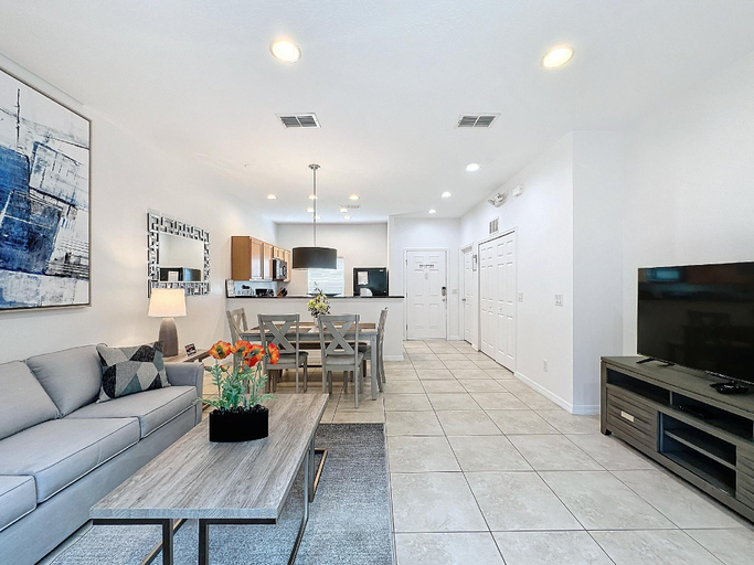 2, Amazing Townhouse close to Disney 2 Bed 2.5 Bath, Osceola