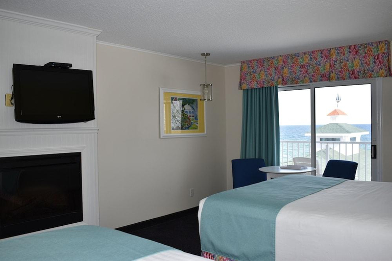 Bedroom 3, The Breakers Resort, Mackinac