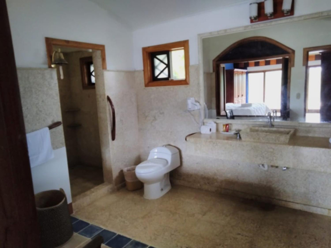 Bathroom 4, Casa Caletas Boutique Hotel, Nandayure
