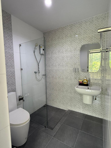 Bathroom 3, TN KAMALA Room For Rent, Phuket Island
