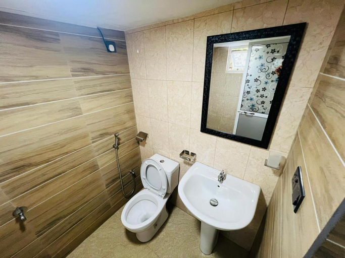Bathroom 5, Sanku Place Hiriketiya, Dickwella