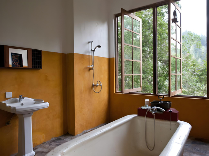 Bathroom 4, Kandy Samadhi Centre Hotel, Kundasale