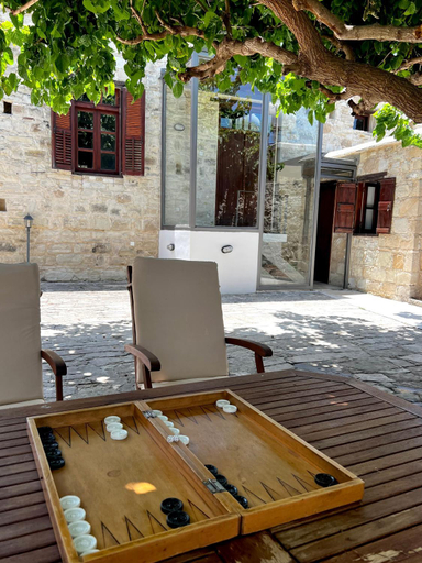 Others 4, Panayiota Suites