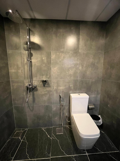 Bathroom 3, Ceylon Kingsmen Garden - Katunayake, Katana
