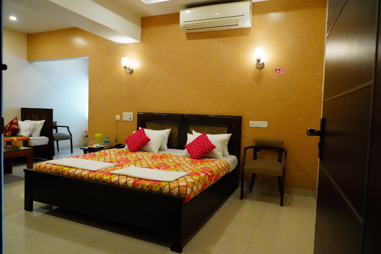 Bedroom 4, Vinayagam Residency, Vellore