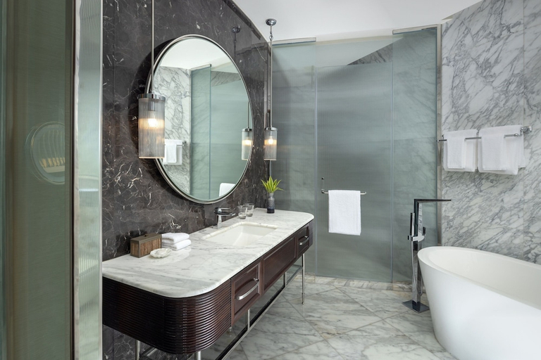 Bathroom 4, ITC Ratnadipa, a Luxury Collection Hotel, Colombo, Colombo