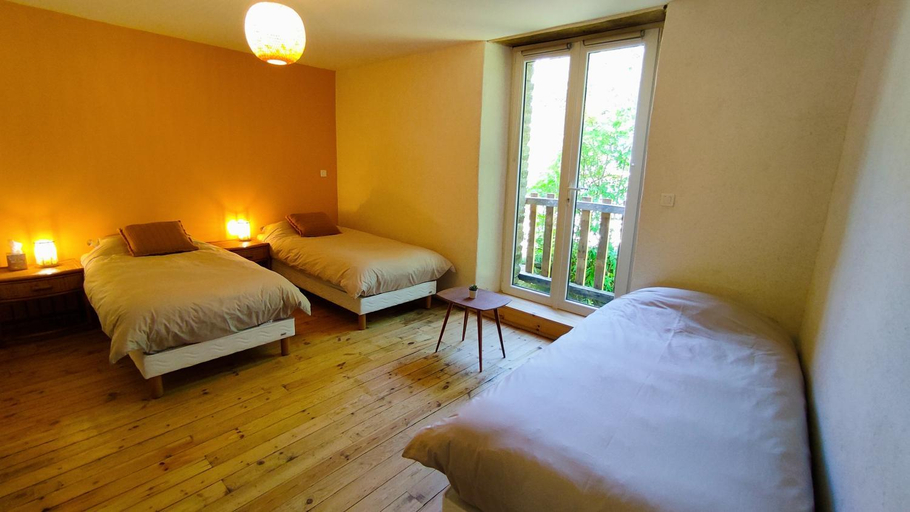 Others 2, Chambre d'hote en Gite - Moulin de la Houssaie - Broceliande, Morbihan