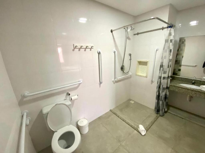 Bathroom 3, Pousada Baia Dos Acores, Penha