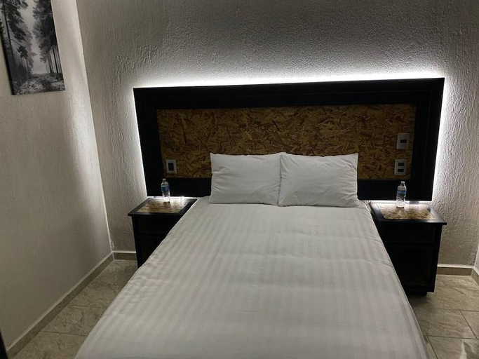 Bedroom 3, Hotel Central Piramides, Temascalapa