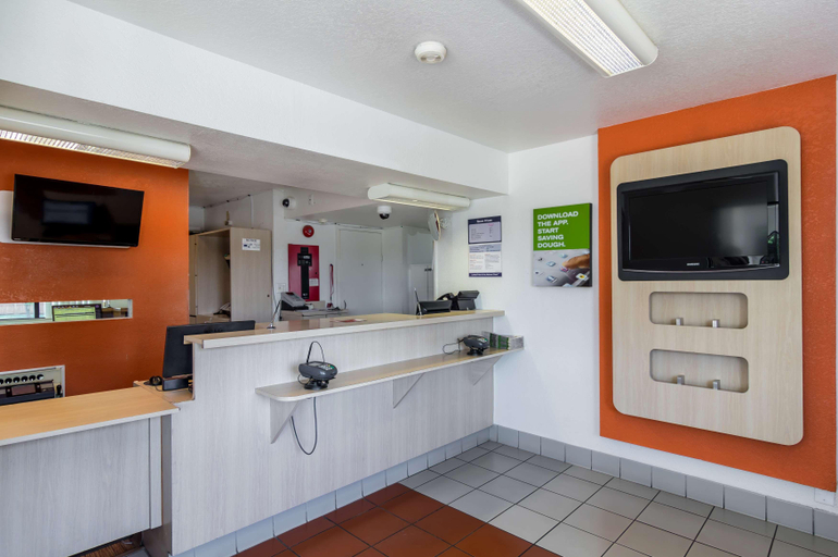 Public Area 3, Motel 6 Bellmead, TX - Waco, McLennan