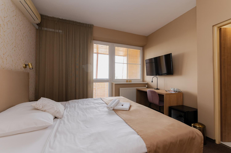 Bedroom 2, Penzion Tofi, Nitra