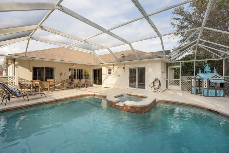 2, New Listing Pool and Game Room 4BR, Osceola