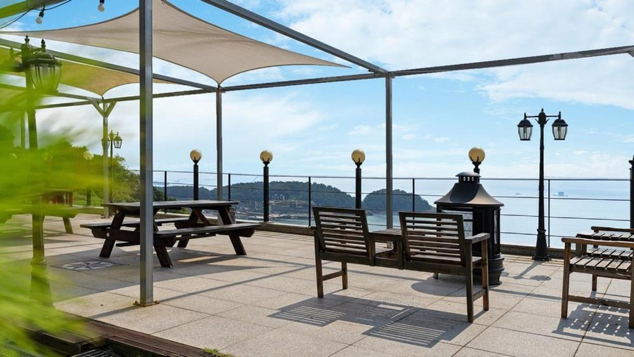 Others 4, Namhae Healing Time Pension, Namhae