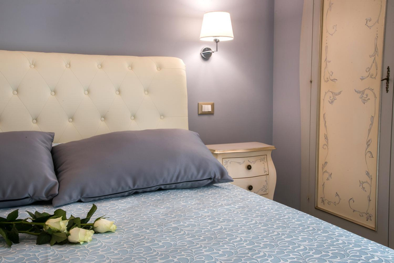 Bedroom 4, Palazzo Bove, Lecce
