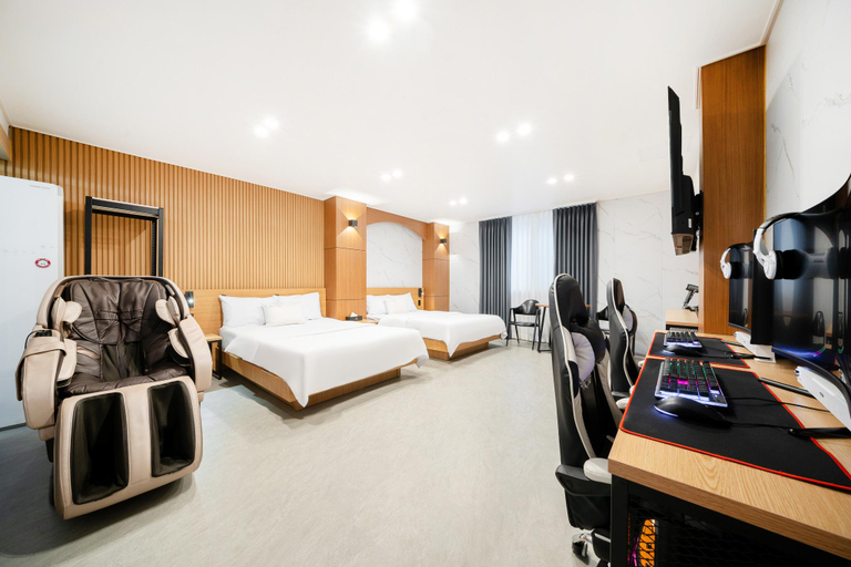 Bedroom 3, Yeosu Hotel The Classic, Yeosu