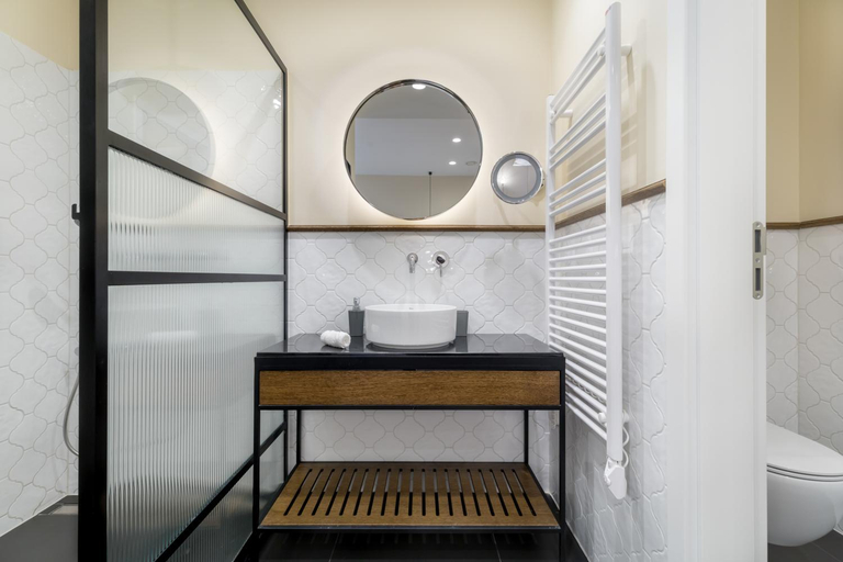 Bathroom 4, Budapest Eye- Boutique Suites, by BQA, Budapesti