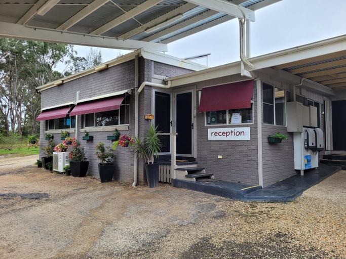 Exterior & Views 2, Jabiru Motel, Nambucca