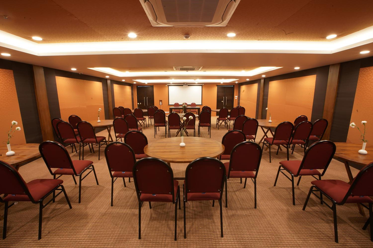 Others 4, The Terrace by Ladder Mgd by Citrine, Thiruvananthapuram